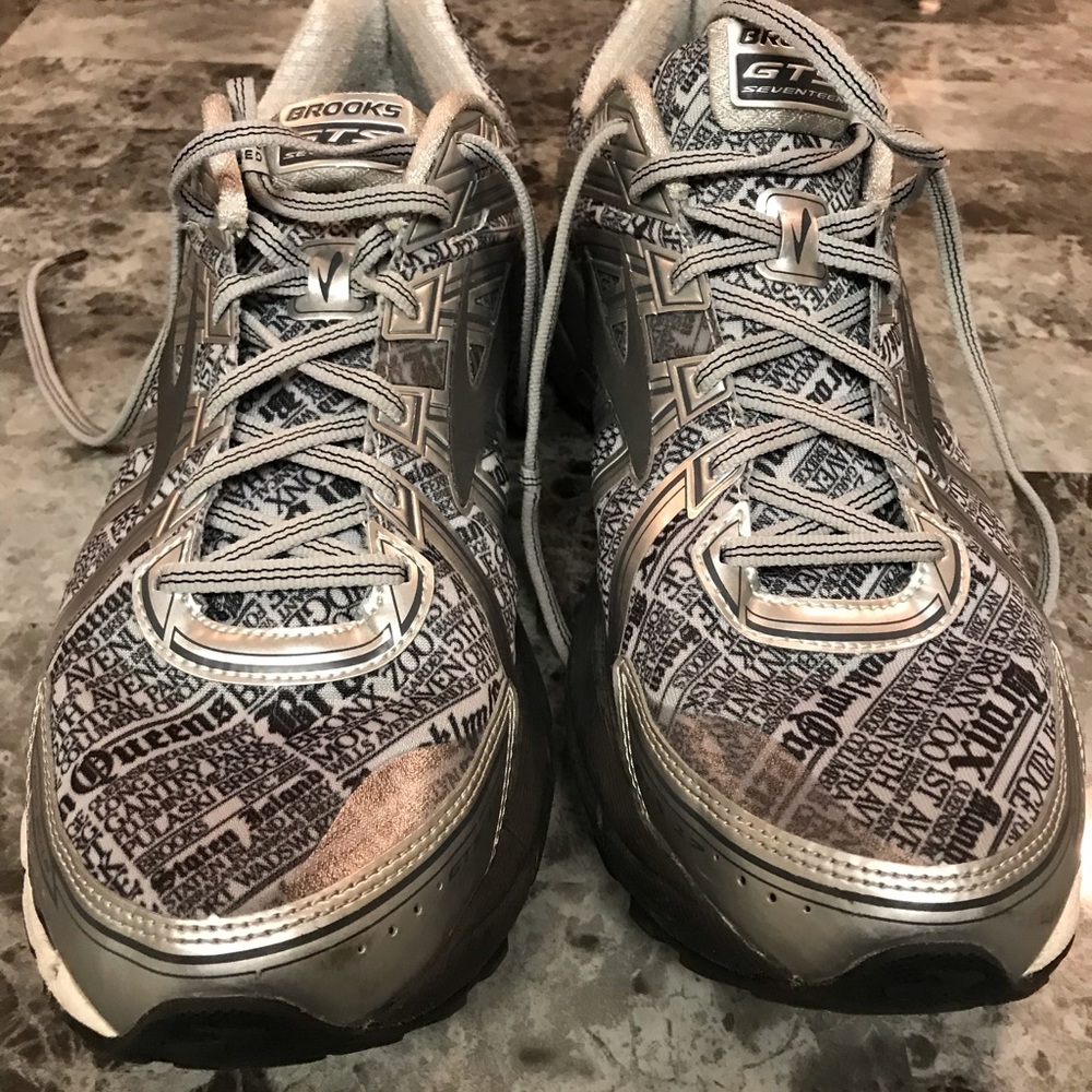 Brooks Adrenaline GTS 17 NYC Limited Edition